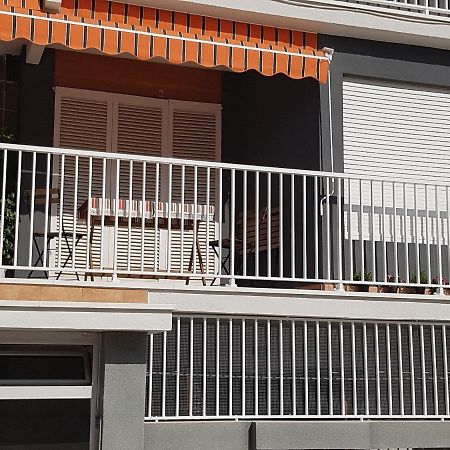 Tulstig Delmar Apartman Vilanova i la Geltrú Kültér fotó