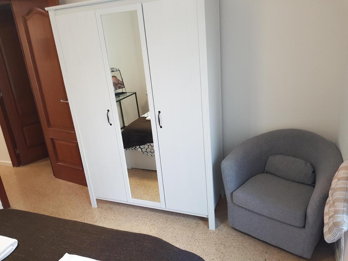 Tulstig Delmar Apartman Vilanova i la Geltrú Kültér fotó